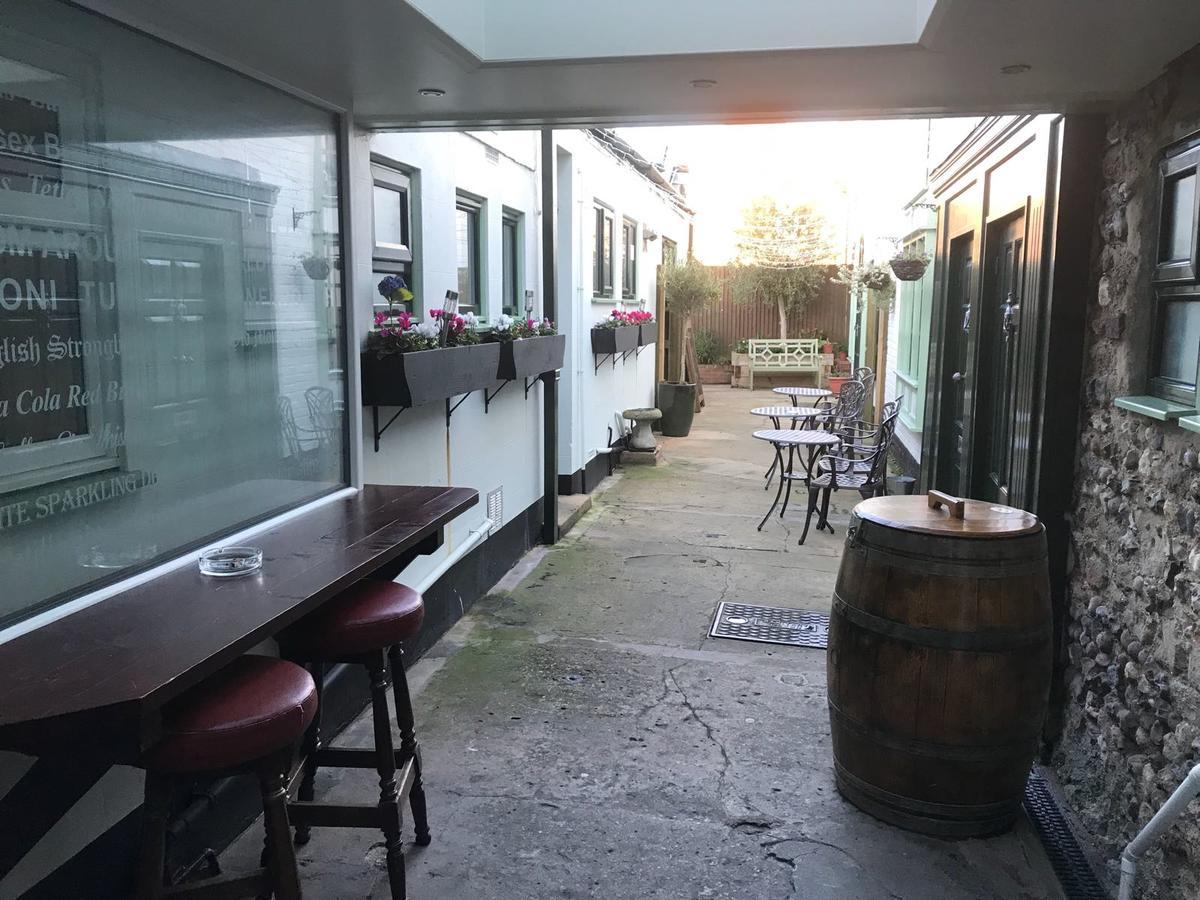 The Claremont Inn Bognor Regis Exterior photo
